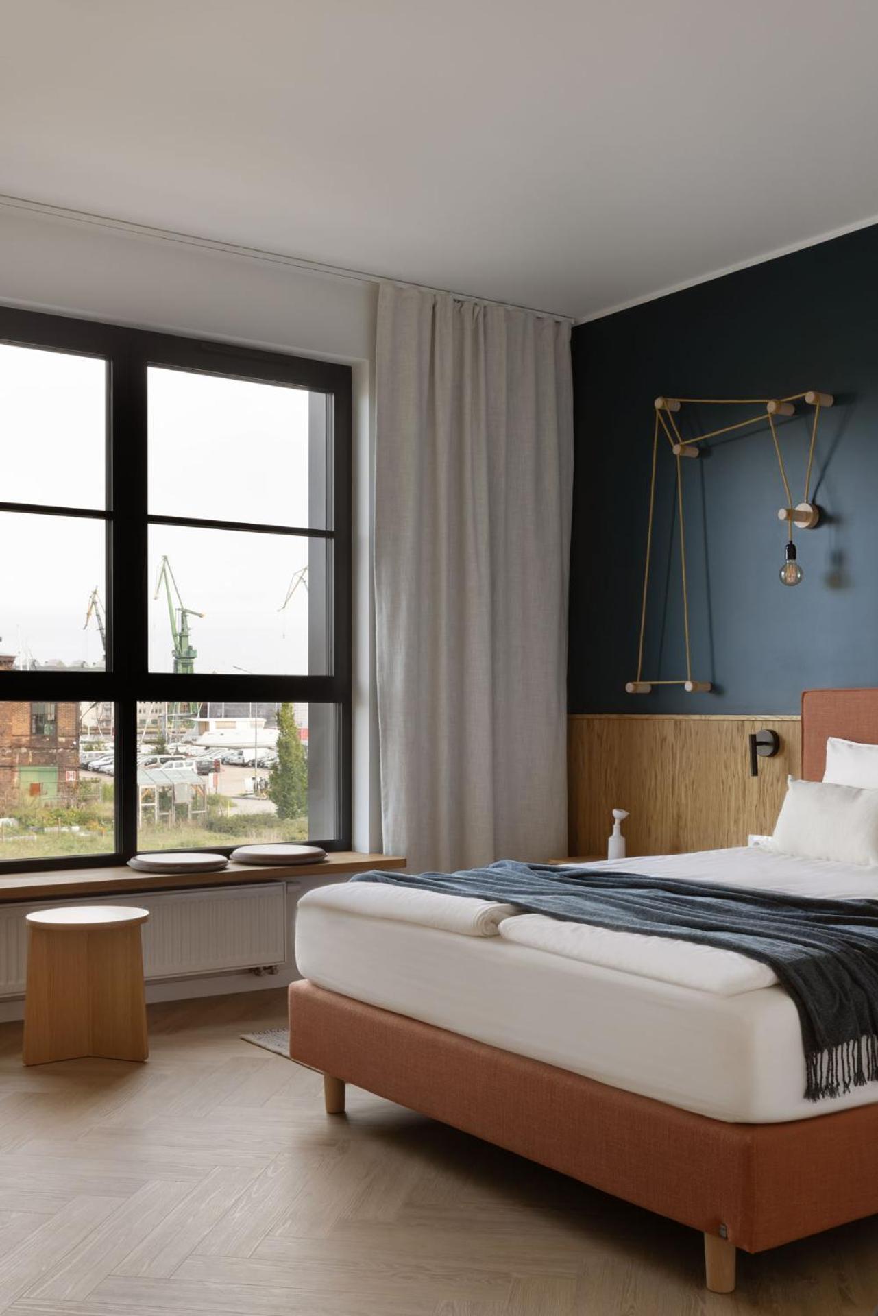 Solidarnosc Three Bedrooms & Garden Apartment Гданськ Екстер'єр фото
