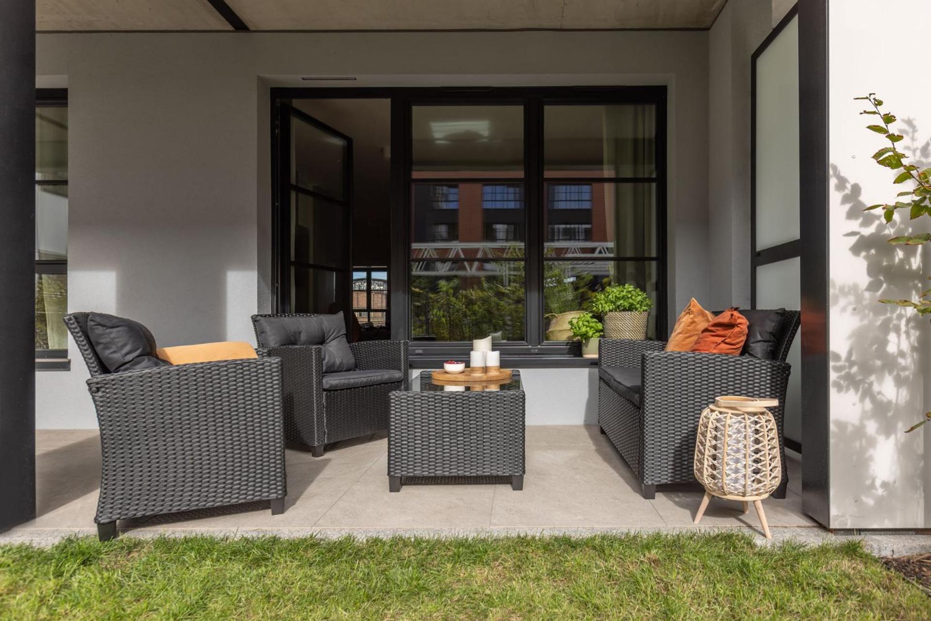 Solidarnosc Three Bedrooms & Garden Apartment Гданськ Екстер'єр фото